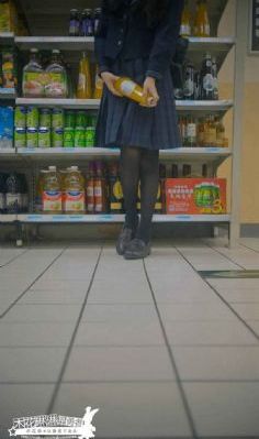 双腿吊起来揉捏调教h_国产剧电影在线看