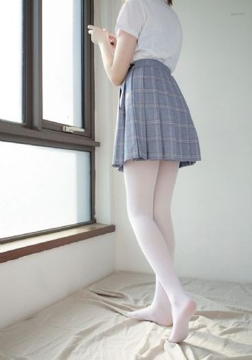 嗯啊疼轻点哈_1080P在线视频播放