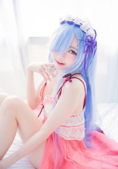女人自己安慰的图片_蓝光免费高清观看