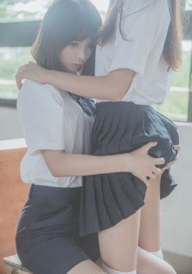女王之家心灵论坛艾彩_1080P免费观看电视剧