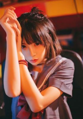 家长会上爸爸们灌满幼儿园老师_超清电影免费在线