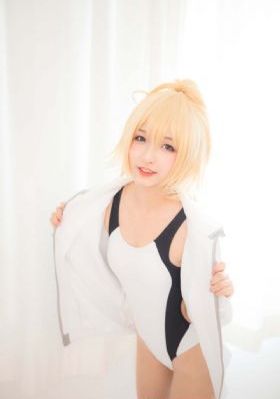 亚洲久草一区二区三区_720完整视频观看